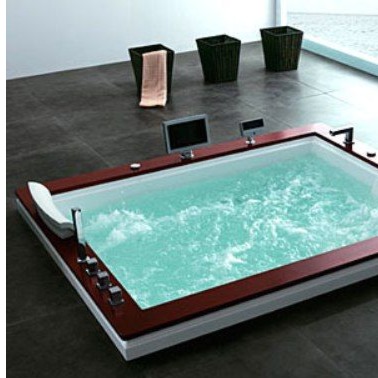 Luxurious Whirlpool White Bathtub cum Jacuzzi - left-view