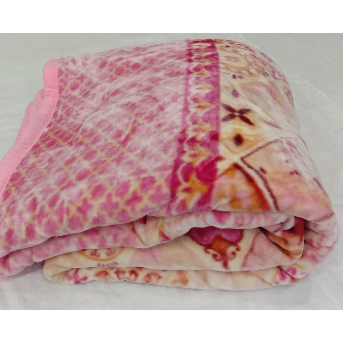 SUPER SOFT DOUBLE BED BLANKET - rear-view