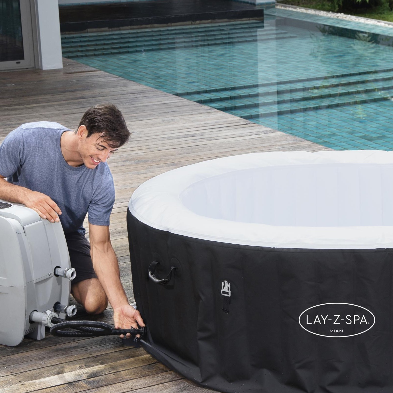 Portable Hot Tub - rear-view