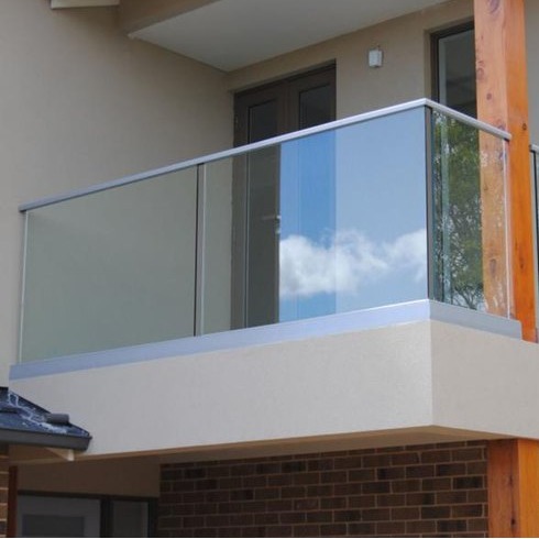 Aluminum And Glass Railings - front-view