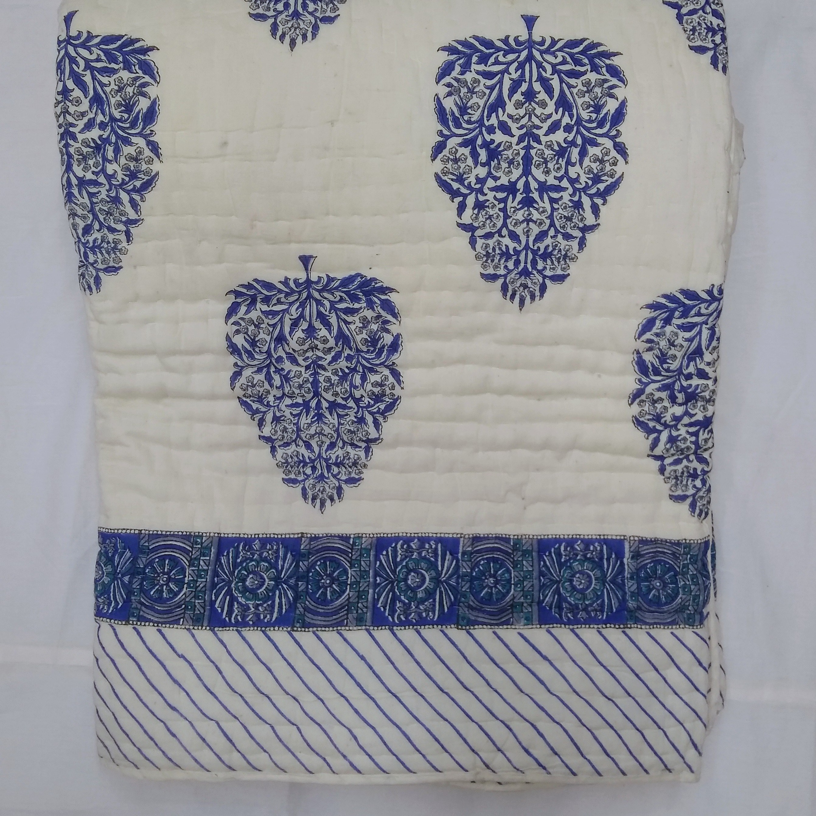 RAZAI(QUILT) - top-view