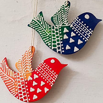 Handicraft wooden decorative bird wall hanging (set of 2 birds). - photo