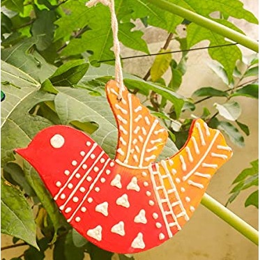 Handicraft wooden decorative bird wall hanging (set of 2 birds). - top-view