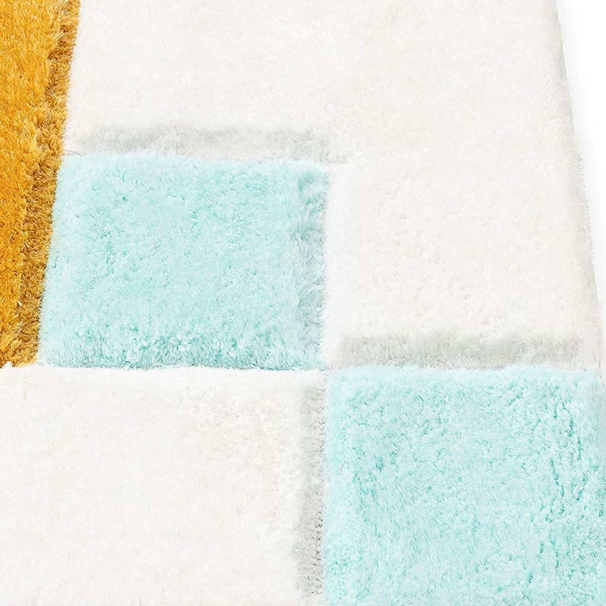 Handwoven Shaggy Carpet - rear_view